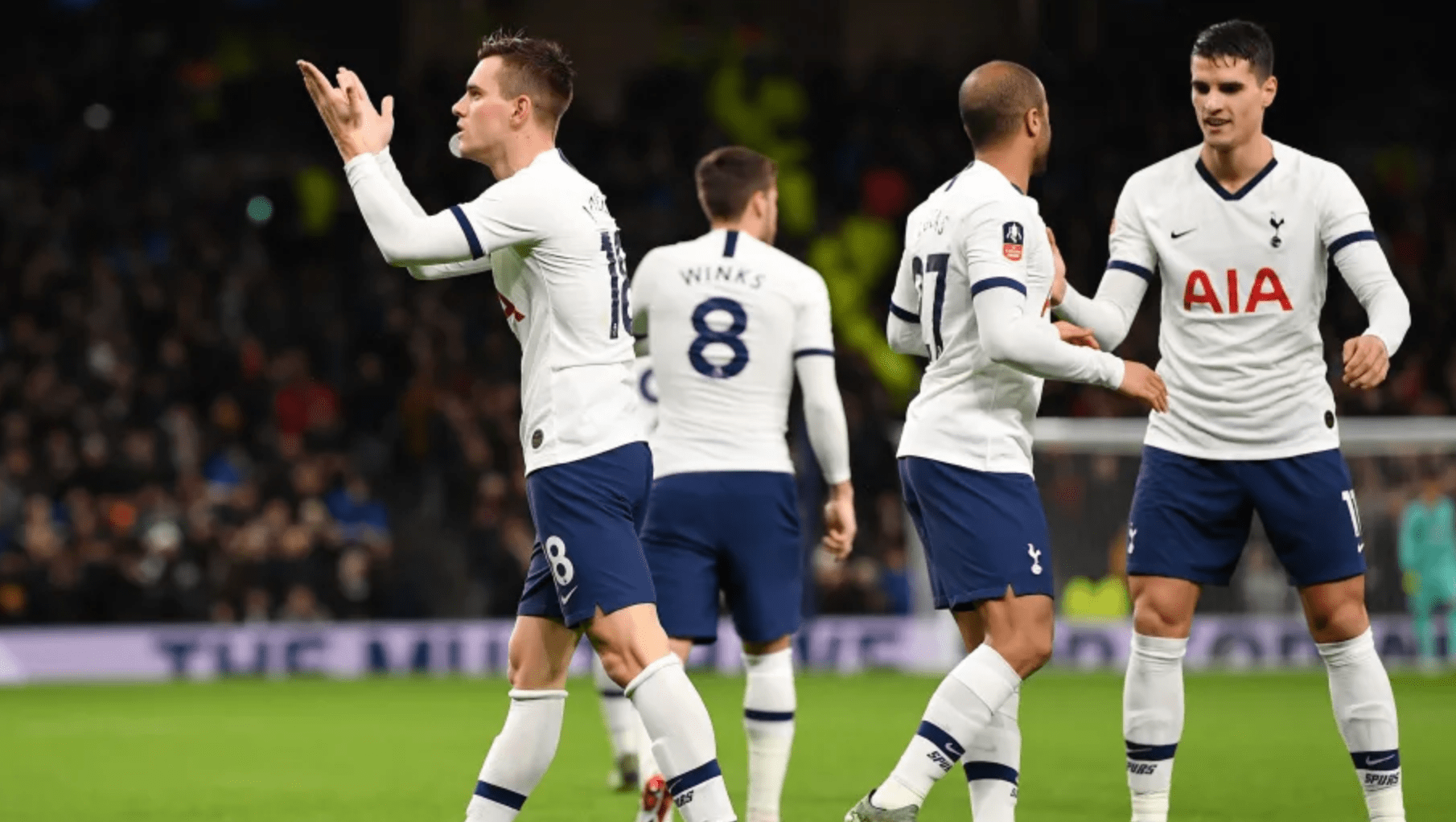 同他一贯的 同他一贯的